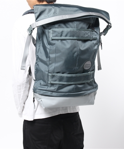 GRAVIS(グラヴィス)の「ユニセックス グラビス メトロ2 バックパック グレー GRAVIS METRO 2 XL GRAY(バックパック/リュック・メンズ・グレー・ONE SIZE)」の2枚目の写真