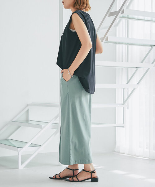 un dix cors(アンディコール)の「《着回し・ヒップカバー◎》フロッキーノースリカットソー(Tシャツ/カットソー・レディース・ブラック/グレイッシュベージュ・FREE)」の21枚目の写真