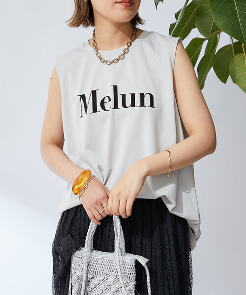 un dix cors(アンディコール)の「《着回し・ヒップカバー◎》フロッキーノースリカットソー(Tシャツ/カットソー・レディース・ブラック/グレイッシュベージュ・FREE)」の7枚目の写真