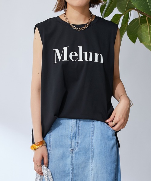 un dix cors(アンディコール)の「《着回し・ヒップカバー◎》フロッキーノースリカットソー(Tシャツ/カットソー・レディース・ブラック/グレイッシュベージュ・FREE)」の6枚目の写真