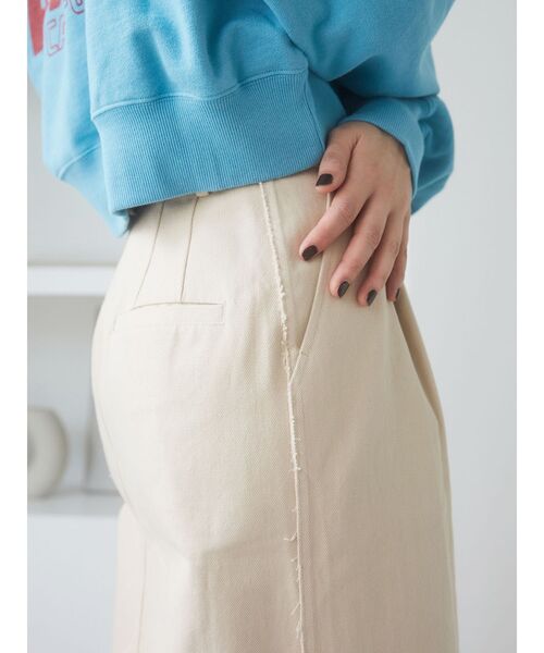 Ungrid（アングリッド）の「スリットタイトスカート（スカート・レディース・チャコールグレー/ベージュ・MEDIUM/SMALL）」の12枚目の写真