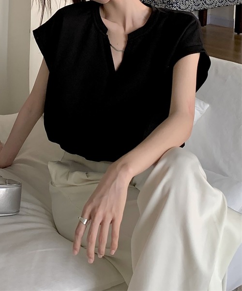 LYEON(リヨン)の「ショート丈バルーンスキッパートップス(その他トップス・レディース・ホワイト/ブラック・FREE)」の15枚目の写真