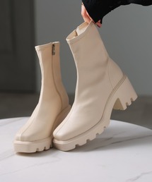 VIVIAN（ヴィヴィアン）の「スクエアトゥ厚底ストレッチショートブーツ（ブーツ・レディース）」