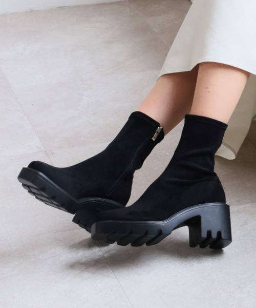 VIVIAN（ヴィヴィアン）の「スクエアトゥ厚底ストレッチショートブーツ（ブーツ・レディース・ブラック系その他2/ブラウン系その他5/ナチュラル/ブラック系その他3・SS/S/M/L/LL/XL）」の3枚目の写真