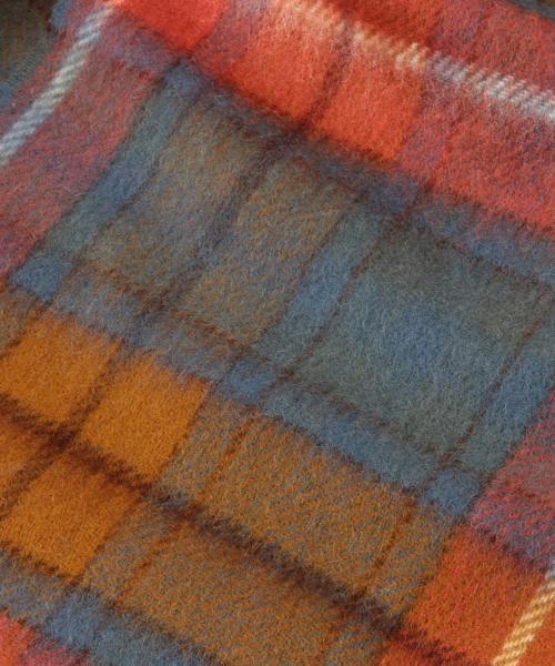 BEAMS BOY(ビームスボーイ)の「HIGHLAND TWEEDS / タータン スカーフ 15(マフラー・レディース・ホワイト/グレー/レッド/オレンジ/サックスブルー/ネイビー・ONE SIZE)」の16枚目の写真