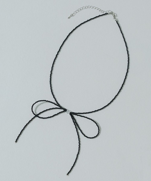 PAIRMANON COEUR（ペアマノンクール）の「【PAIRMANON COEUR】ビーズ リボンモチーフネックレス（ネックレス・キッズ・ブラック/グレー・FREE）」の9枚目の写真