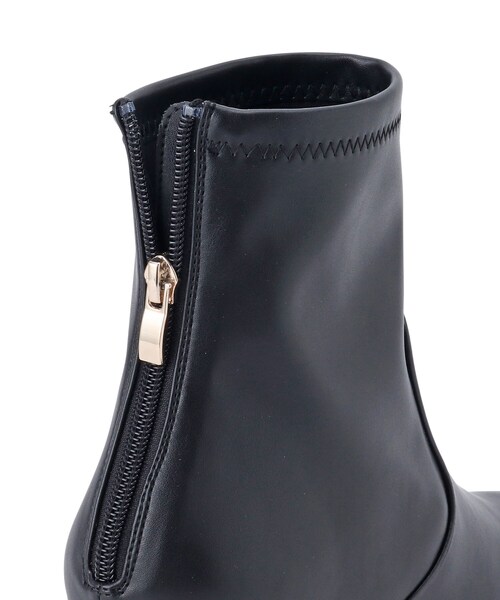 SHOO・LA・RUE（シューラルー）の「◆【22.5cm～25.0cm】柔らかく美しく足にフィット バックファスナー ストレッチブーツ（ブーツ・レディース・アイボリー/ブラック・45/35/50/25）」の11枚目の写真