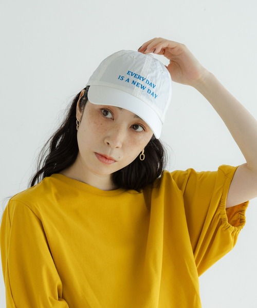 studio CLIP(スタディオクリップ)の「《days》【紫外線防止/抗菌防臭】ロゴキャップ(キャップ・レディース・ホワイト/ネイビー/ピンク/オレンジ・FREE)」の5枚目の写真
