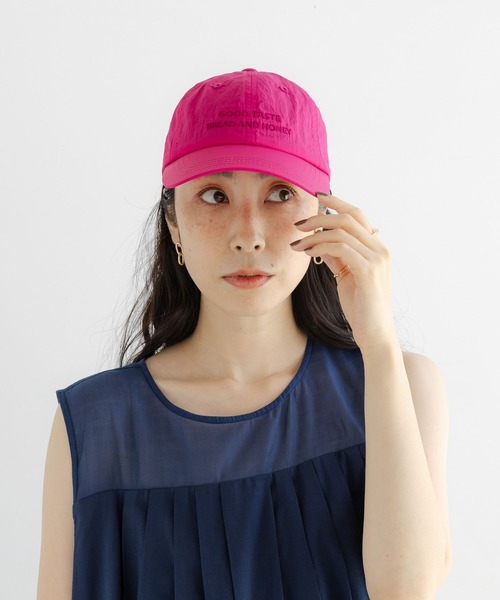 studio CLIP(スタディオクリップ)の「《days》【紫外線防止/抗菌防臭】ロゴキャップ(キャップ・レディース・ホワイト/ネイビー/ピンク/オレンジ・FREE)」の7枚目の写真