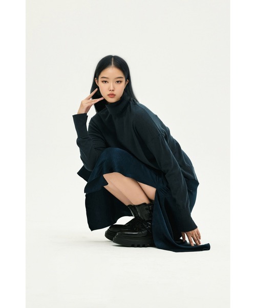 ALLSAINTS(オールセインツ)の「NEO 2-IN 1 SLIM FIT MIDI SLIP DRESS | NEO 2-IN 1 スリム フィット ミディ スリップ ドレス・ワンピース(ワンピース・レディース・ブルー系その他・S/XS/M/L)」の2枚目の写真