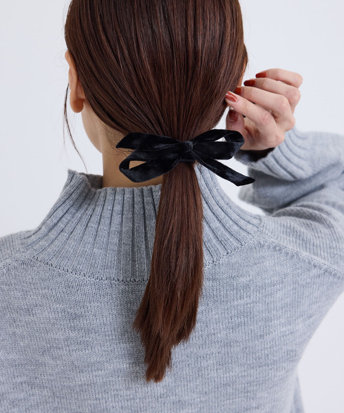 ROPE' PICNIC（ロペピクニック）の「ベロアリボンポニー（ヘアゴム・レディース・ブラック/オフホワイト・FREE）」の3枚目の写真