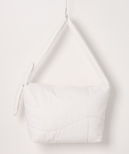 apres jour mignon（アプレジュールミニョン）の「【apresjour mignon】ウェーブパディングショルダー【ZOZOTOWN限定アイテム】（ショルダーバッグ・レディース・ブラック/オフホワイト・フリー）」の5枚目の写真