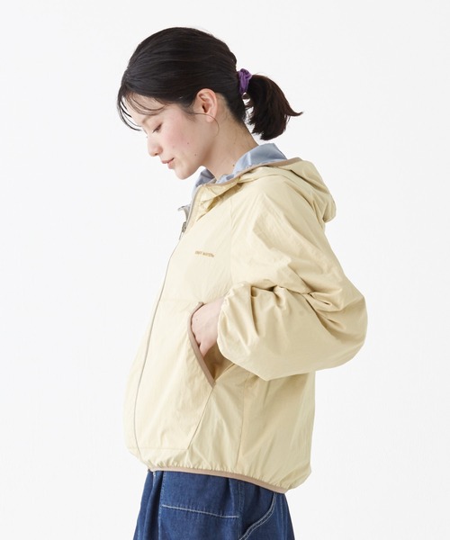 KRIFF MAYER Lady's Collection(クリフメイヤーレディースコレクション)の「ひっくりライトJK(マウンテンパーカー・レディース・ベージュ/ネイビー/グレー/クリーム・MEDIUM/LARGE)」の9枚目の写真
