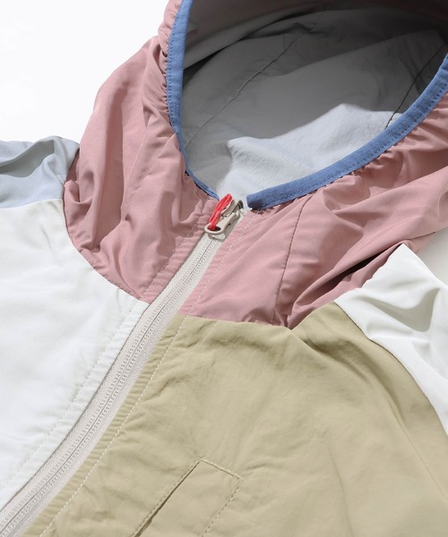 KRIFF MAYER Lady's Collection(クリフメイヤーレディースコレクション)の「ひっくりライトJK(マウンテンパーカー・レディース・ベージュ/ネイビー/グレー/クリーム・MEDIUM/LARGE)」の19枚目の写真