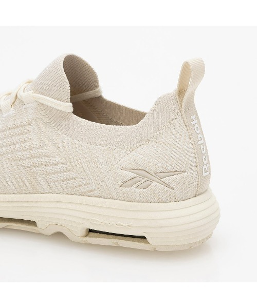 Reebok(リーボック)の「デイリーフィット DMX 3 スリッポン / DAILYFIT DMX 3 SLIP ON(スニーカー・レディース・ブラック×ホワイト/ライトグレー/オフホワイト/ブラック・24.5cm/23.5cm/23.0cm/26.0cm/25.0cm/24.0cm/22.5cm/25.5cm)」の17枚目の写真