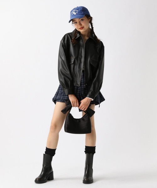 FOREVER 21(フォーエバー トゥエンティーワン)の「【2025SS】ヴィンテージライクフェイクレザーブルゾン(ブルゾン・レディース・ブラウン/ブラック・FREE)」の12枚目の写真