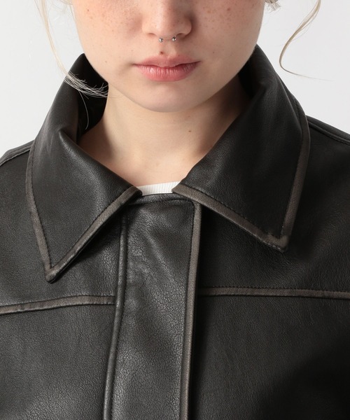FOREVER 21(フォーエバー トゥエンティーワン)の「【2025SS】ヴィンテージライクフェイクレザーブルゾン(ブルゾン・レディース・ブラウン/ブラック・FREE)」の18枚目の写真