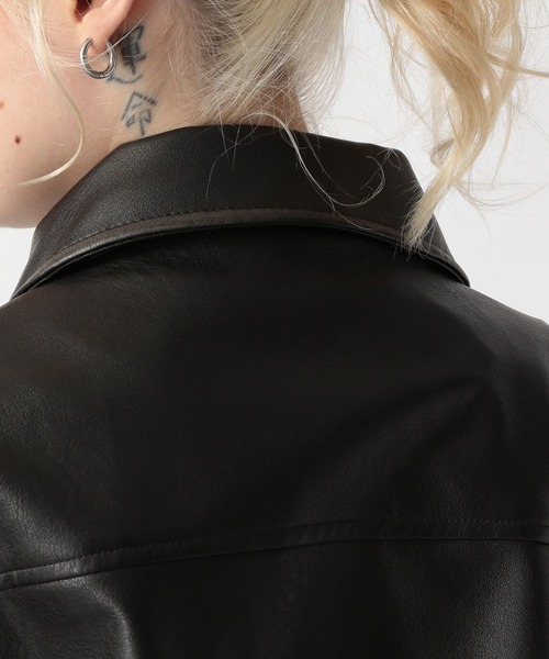 FOREVER 21(フォーエバー トゥエンティーワン)の「【2025SS】ヴィンテージライクフェイクレザーブルゾン(ブルゾン・レディース・ブラウン/ブラック・FREE)」の21枚目の写真