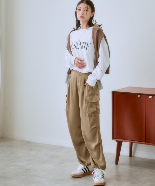 nissen（ニッセン）の「サテンパラシュートパンツ（カーゴパンツ・レディース・カーキ/ブラック/ベージュ・S/3L/L/M/LL）」の22枚目の写真