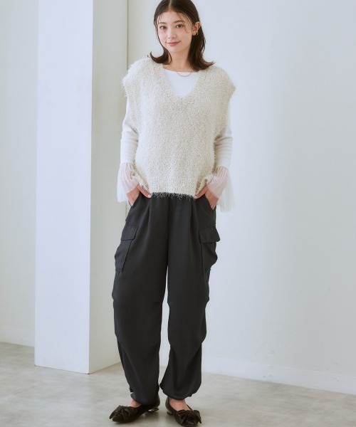 nissen（ニッセン）の「サテンパラシュートパンツ（カーゴパンツ・レディース・カーキ/ブラック/ベージュ・S/3L/L/M/LL）」の8枚目の写真