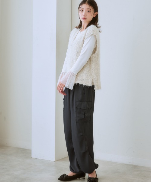 nissen（ニッセン）の「サテンパラシュートパンツ（カーゴパンツ・レディース・カーキ/ブラック/ベージュ・S/3L/L/M/LL）」の9枚目の写真