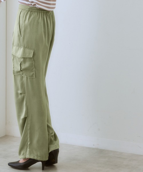 nissen（ニッセン）の「サテンパラシュートパンツ（カーゴパンツ・レディース・カーキ/ブラック/ベージュ・S/3L/L/M/LL）」の17枚目の写真