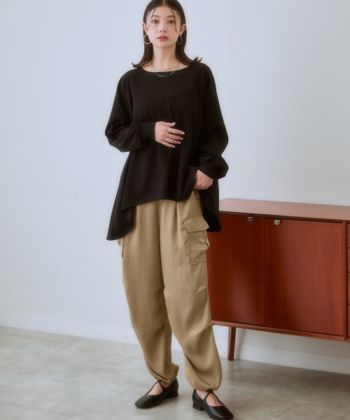 nissen（ニッセン）の「サテンパラシュートパンツ（カーゴパンツ・レディース・カーキ/ブラック/ベージュ・S/3L/L/M/LL）」の20枚目の写真