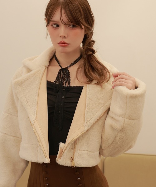 M DOLLY(エムドリー)の「*M DOLLY original* reversible mouton jacket / リバーシブルムートンジャケット(ライダースジャケット・レディース・ベージュ/ブラック・FREE)」の11枚目の写真