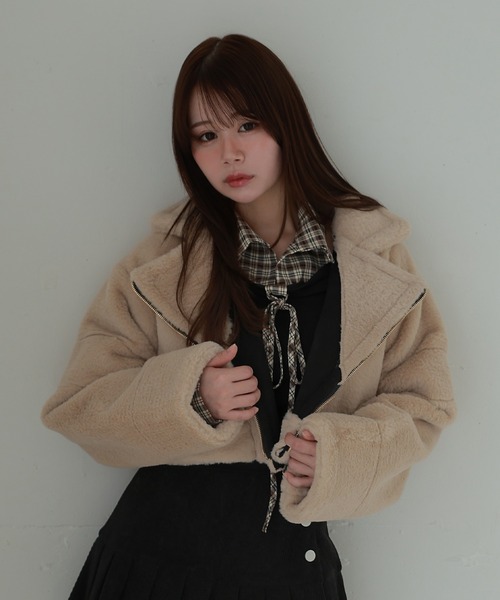 M DOLLY(エムドリー)の「*M DOLLY original* reversible mouton jacket / リバーシブルムートンジャケット(ライダースジャケット・レディース・ベージュ/ブラック・FREE)」の18枚目の写真