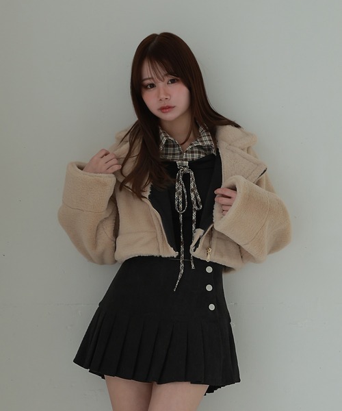 M DOLLY(エムドリー)の「*M DOLLY original* reversible mouton jacket / リバーシブルムートンジャケット(ライダースジャケット・レディース・ベージュ/ブラック・FREE)」の19枚目の写真