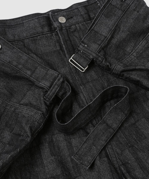 ANREALAGE(アンリアレイジ)の「WRAP AZ DENIM WIDE PANTS(デニムパンツ・メンズ・ブラック・46/38/48)」の5枚目の写真