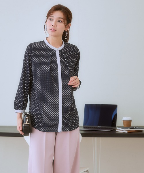 7days Life Styling(セブンデイズライフスタイリング)の「【UVカット/速乾】ストレッチパウダーサテン配色幾何柄バンドカラー長袖ブラウス(シャツ/ブラウス・レディース・オフホワイト/ブラック系・LL/3L/S/M/L)」の12枚目の写真
