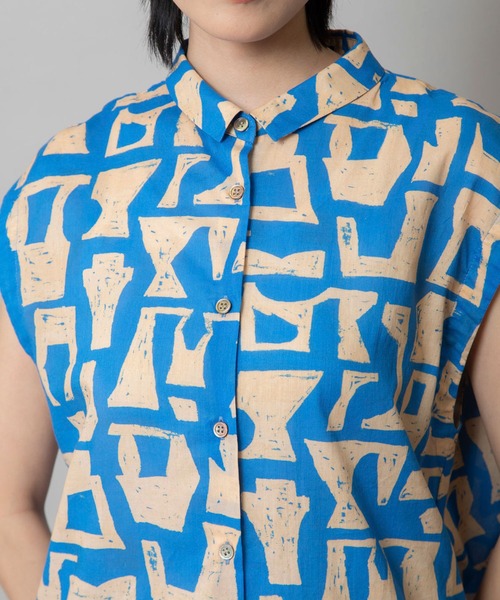 Munich(ミューニック)の「【DEVEAUX】コットンプリントバルーンシャツ(シャツ/ブラウス・レディース・ブラック/ブラウン/ブルー・FREE)」の7枚目の写真