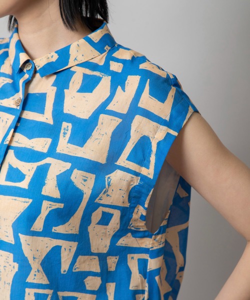 Munich(ミューニック)の「【DEVEAUX】コットンプリントバルーンシャツ(シャツ/ブラウス・レディース・ブラック/ブラウン/ブルー・FREE)」の8枚目の写真