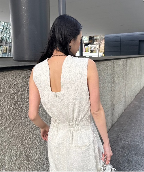 Ameri（アメリ）の「ORIGINAL PUNCHING CHINO DRESS（ワンピース・レディース・ブルー/ブラック/アイボリー・MEDIUM/SMALL）」の11枚目の写真