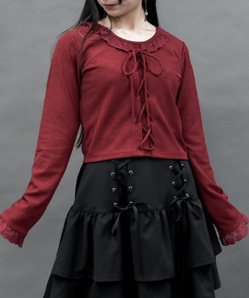 axes femme POETIQUE（アクシーズファムポエティック）の「レースアップカットプル（Tシャツ/カットソー・レディース・ホワイト/ブラック/ワイン・MEDIUM）」の3枚目の写真