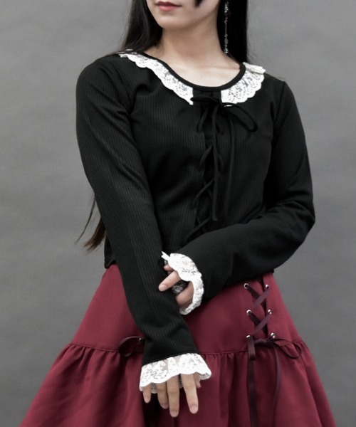 axes femme POETIQUE（アクシーズファムポエティック）の「レースアップカットプル（Tシャツ/カットソー・レディース・ホワイト/ブラック/ワイン・MEDIUM）」の10枚目の写真