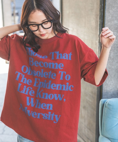 PBLIM(ページボーイリム)の「《UNISEX》メッセージロゴTシャツ(Tシャツ/カットソー・レディース・ネイビー/アイボリー/ミント/レンガ・MEDIUM/LARGE)」の4枚目の写真