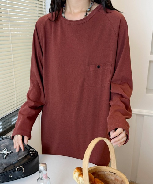 aimoha(アイモハ)の「ポケットデザインロングスリーブTシャツ(Tシャツ/カットソー・レディース・ブラック/バーガンディー/ホワイト/ネイビー/ダークグレー・FREE)」の5枚目の写真