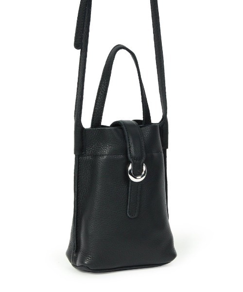 Beau're(ヴュレ)の「【BEAURE/ビュレ】カウレザー ベルト デザイン ワンマイル BAG(ショルダーバッグ・レディース・グレー/ブラック/オリーブ/イエロー・FREE)」の15枚目の写真