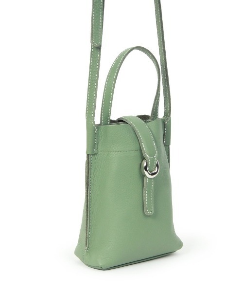 Beau're(ヴュレ)の「【BEAURE/ビュレ】カウレザー ベルト デザイン ワンマイル BAG(ショルダーバッグ・レディース・グレー/ブラック/オリーブ/イエロー・FREE)」の17枚目の写真