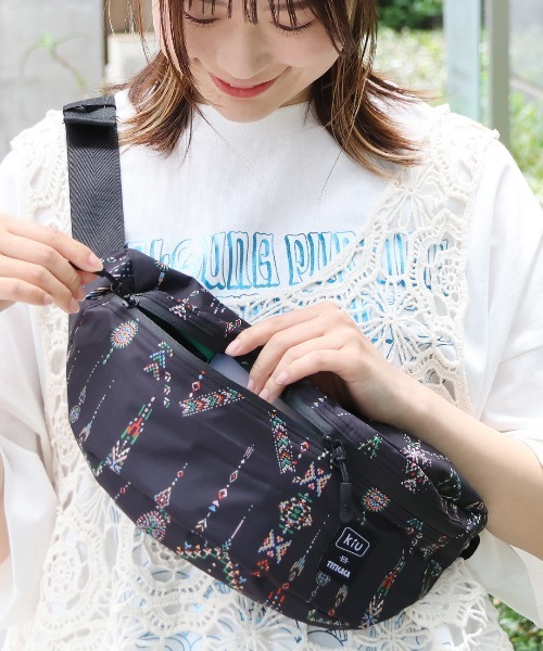 チチカカ（チチカカ）の「KiU コラボ ボディバッグ（ボディバッグ/ウエストポーチ・レディース・その他2/その他1・FREE）」の7枚目の写真