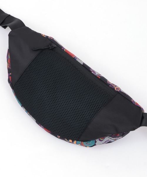 チチカカ（チチカカ）の「KiU コラボ ボディバッグ（ボディバッグ/ウエストポーチ・レディース・その他2/その他1・FREE）」の13枚目の写真