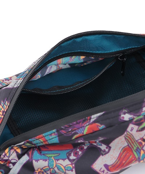 チチカカ（チチカカ）の「KiU コラボ ボディバッグ（ボディバッグ/ウエストポーチ・レディース・その他2/その他1・FREE）」の15枚目の写真