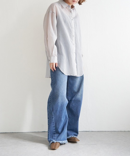 notch.(ノッチ)の「シアーストライプシャツ(シャツ/ブラウス・レディース・オフホワイト/グレー/イエロー系・M)」の13枚目の写真
