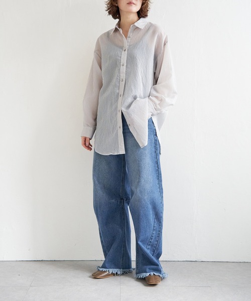 notch.(ノッチ)の「シアーストライプシャツ(シャツ/ブラウス・レディース・オフホワイト/グレー/イエロー系・M)」の14枚目の写真
