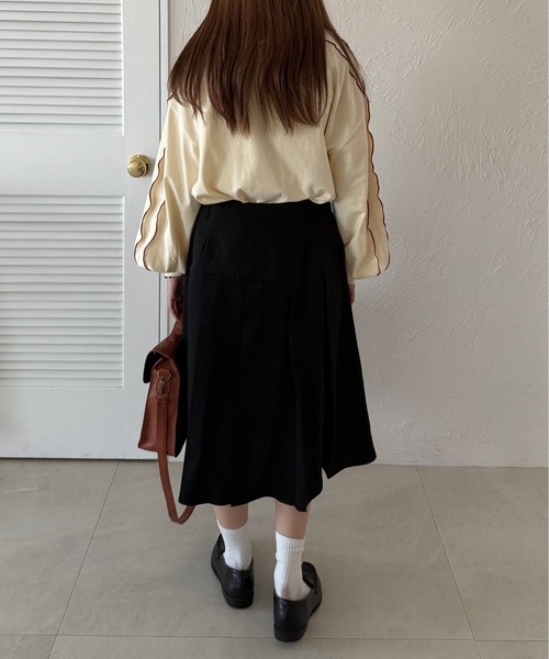 kutir(クティール)の「ドロストプリーツミディスカート(スカート・レディース・ネイビー/ベージュ/ブラック/チャコールグレー/その他/グリーン/レッド/グレー・LARGE/MEDIUM)」の18枚目の写真
