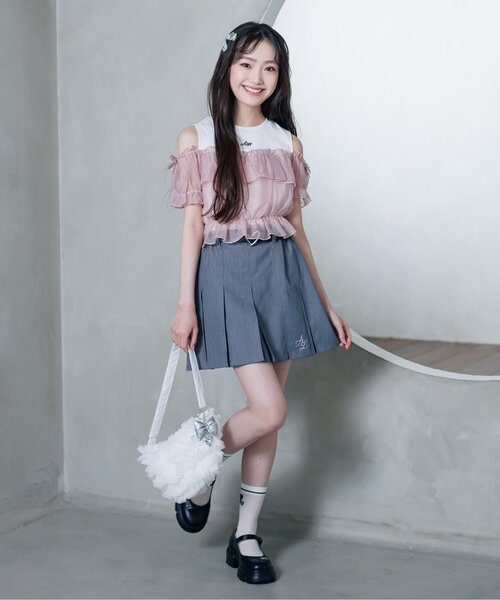 algy(アルジー)の「ハートロゴシアークルーソックス(ソックス/靴下・キッズ・オフホワイト/ブラック/イエロー・21/24)」の4枚目の写真