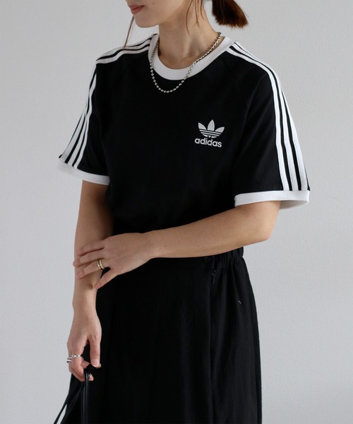adidas（アディダス）の「【adidas】アディカラークラシック スリーストライプスTシャツ（Tシャツ/カットソー・レディース・ホワイト/ブラック・M）」の18枚目の写真
