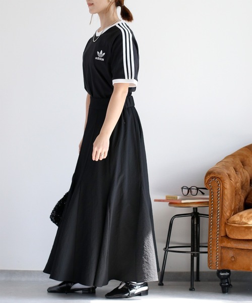 adidas（アディダス）の「【adidas】アディカラークラシック スリーストライプスTシャツ（Tシャツ/カットソー・レディース・ホワイト/ブラック・M）」の20枚目の写真